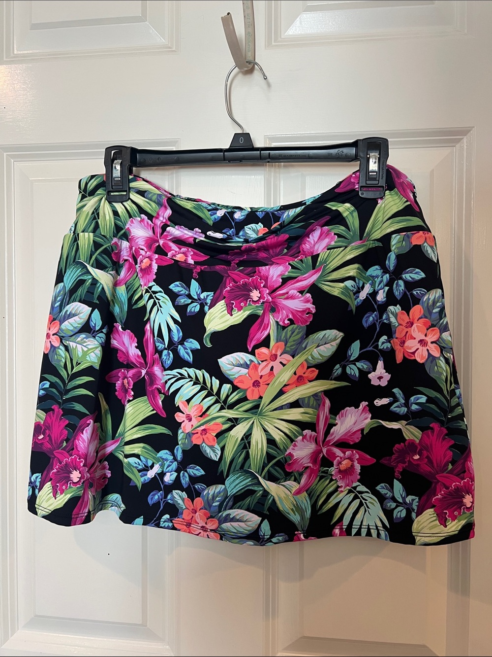 Tommy Bahama XL black coastal gardens skort